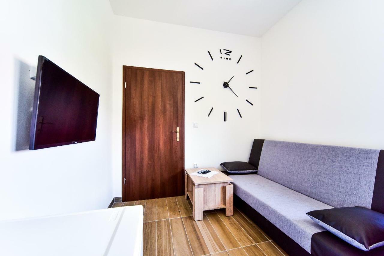 City Apartment 4You 扎达尔 外观 照片